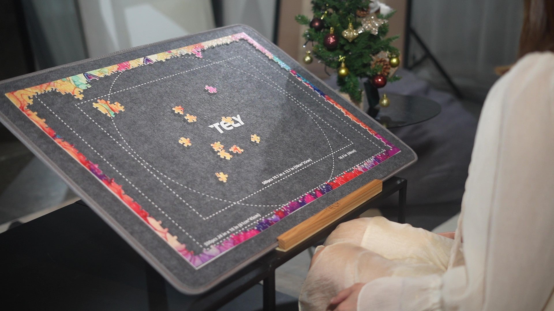 Load video: TELY puzzle board with cover